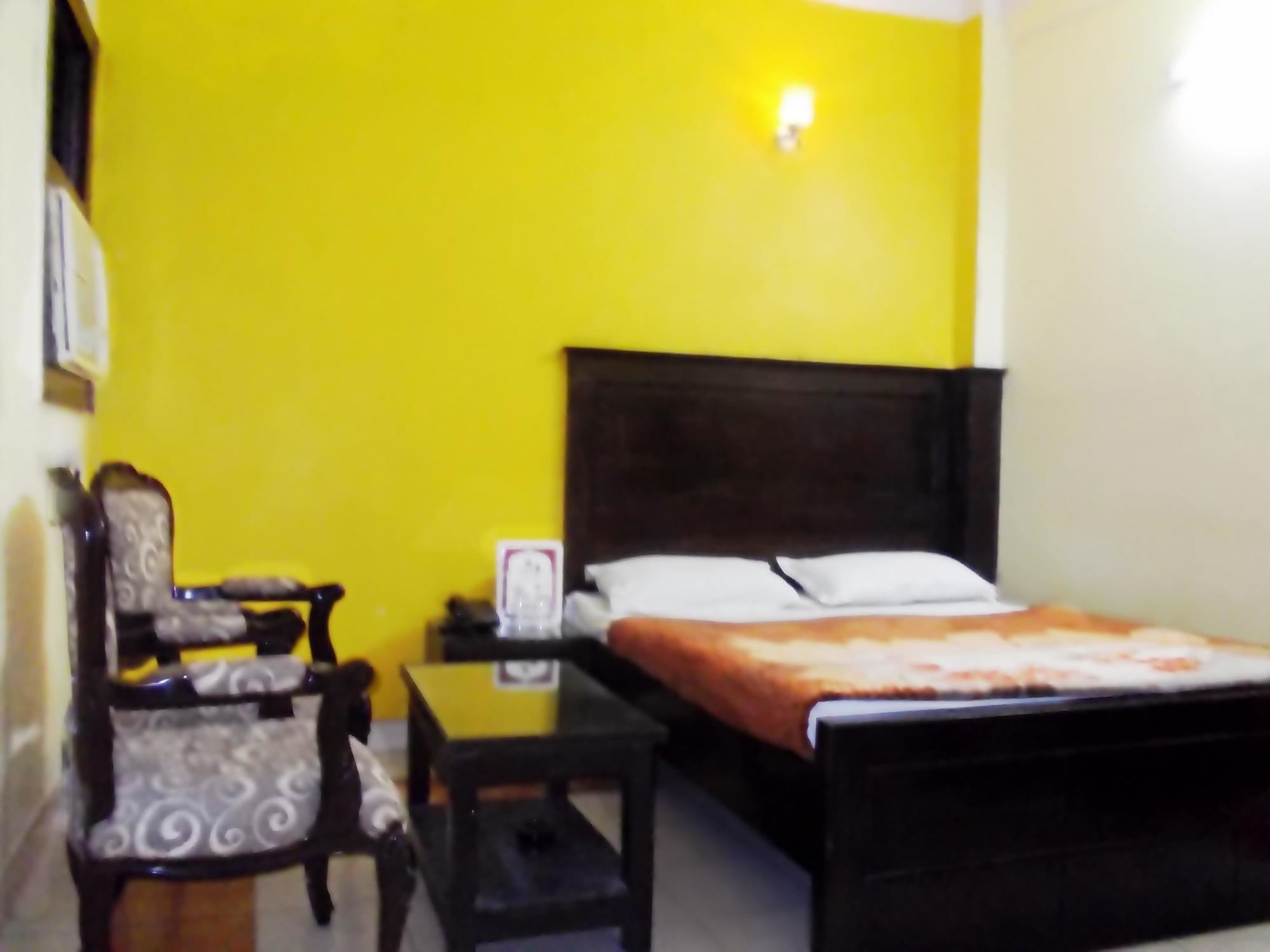 Hotel Shreeram Deluxe New Delhi Luaran gambar