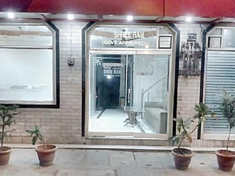 Hotel Shreeram Deluxe New Delhi Luaran gambar