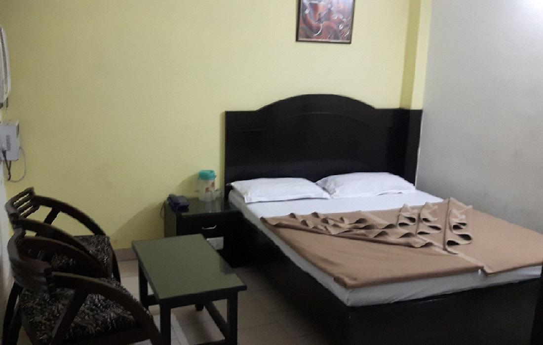 Hotel Shreeram Deluxe New Delhi Luaran gambar